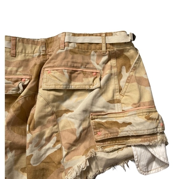 We The Free Free People Commander yellow denim cargo utility distressed shorts - Picture 12 of 12